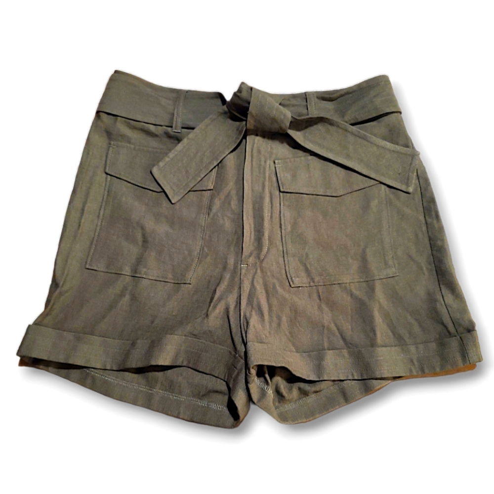 Express Women's Shorts Size 6